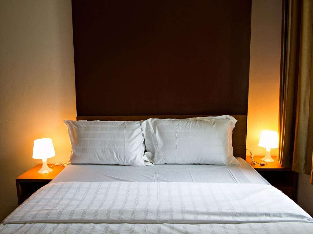Nrv Place Apart Hotel Bangkok Kültér fotó