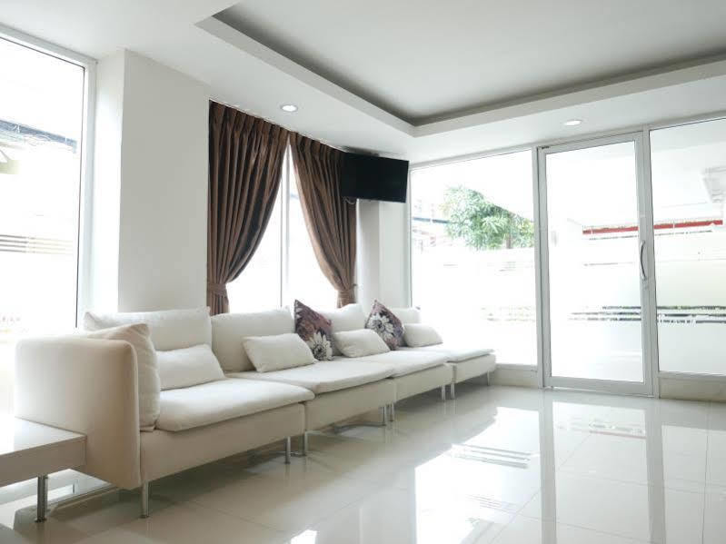 Nrv Place Apart Hotel Bangkok Kültér fotó